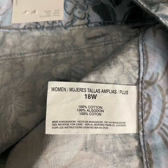 Gloria Vanderbilt Capris - Picture 8 of 8